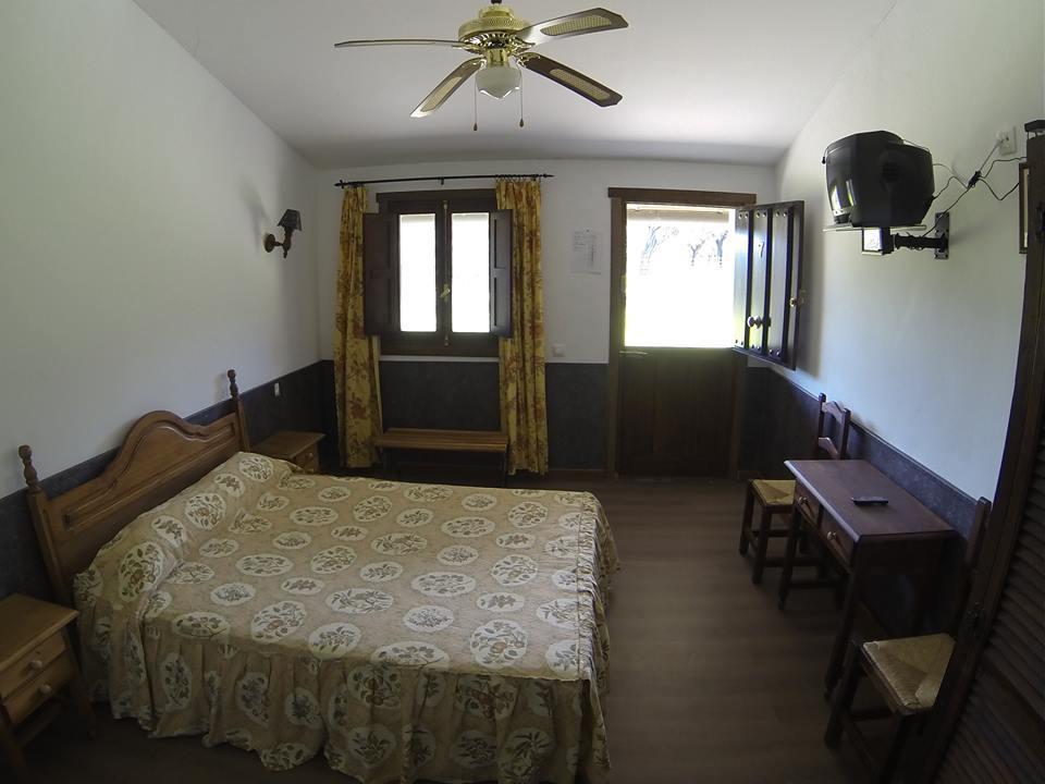 Hotel Rural Puerta De Monfrague Villarreal de San Carlos Kültér fotó